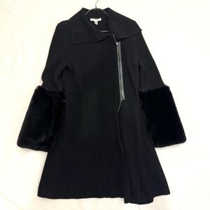 MaxMara Black Cashmere/Wool/Leather Zip Up Sweater Coat W Fur Sleeves, Sz Medium